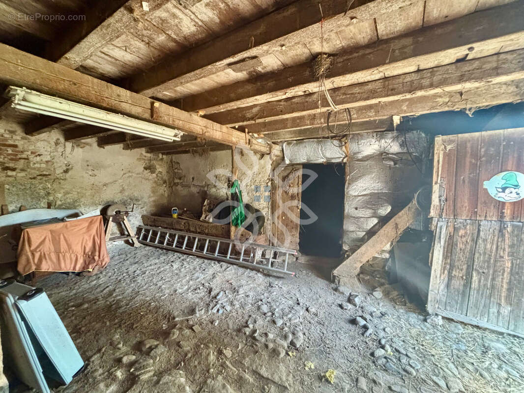 Maison à BOURNONCLE-SAINT-PIERRE