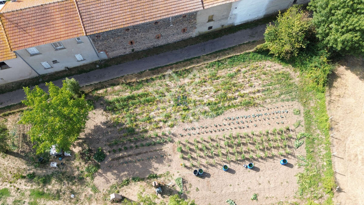 Maison à BOURNONCLE-SAINT-PIERRE