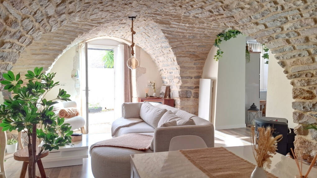 Maison à NAGES-ET-SOLORGUES