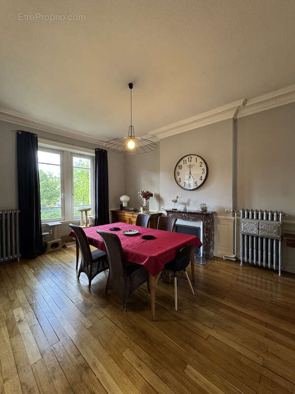 Appartement à MOULINS