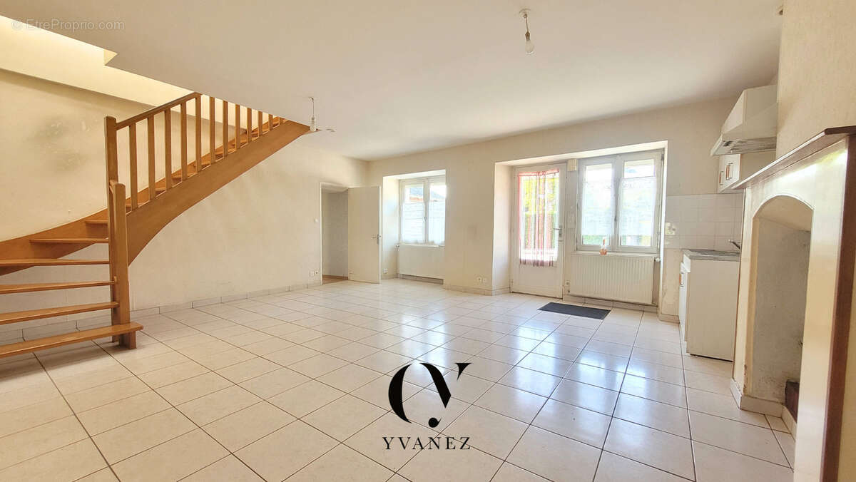 Maison à CHATEAUGIRON