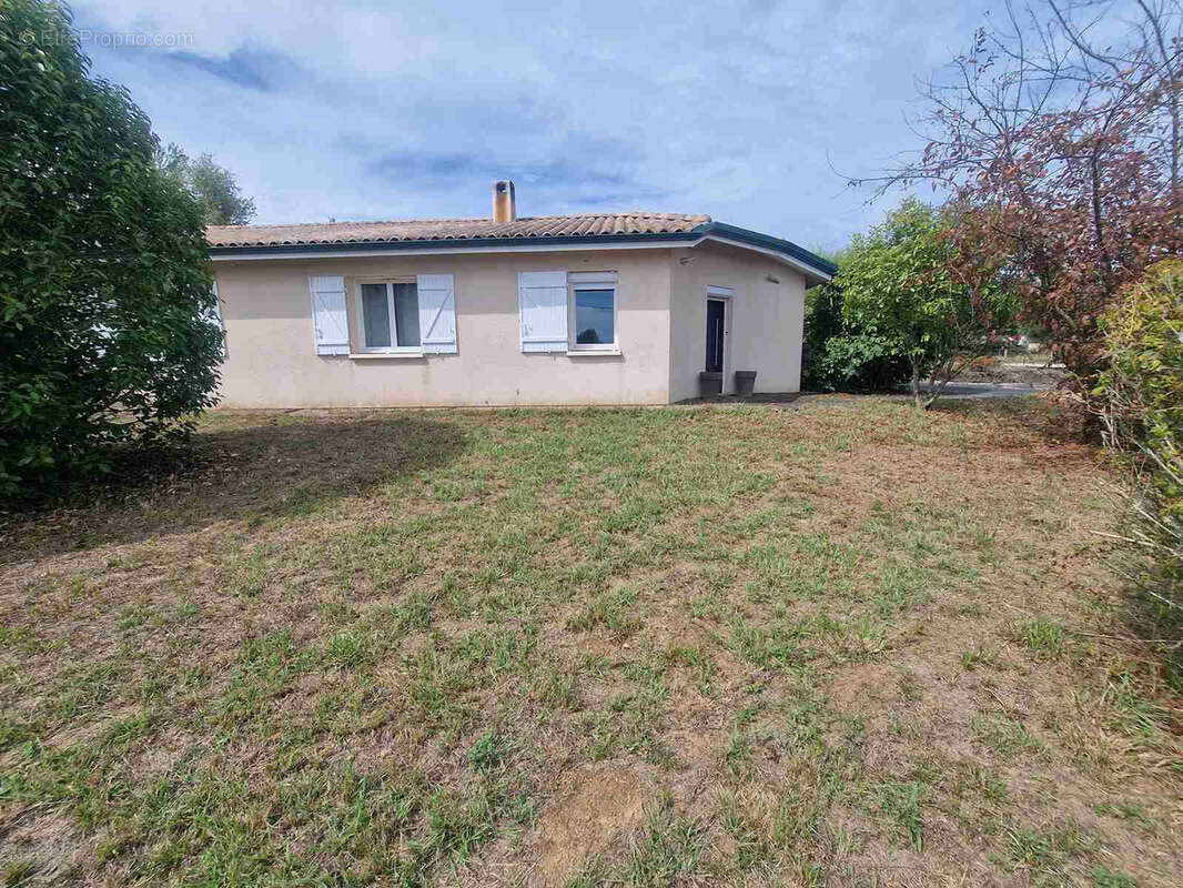 Maison à SAINT-CIERS-DE-CANESSE