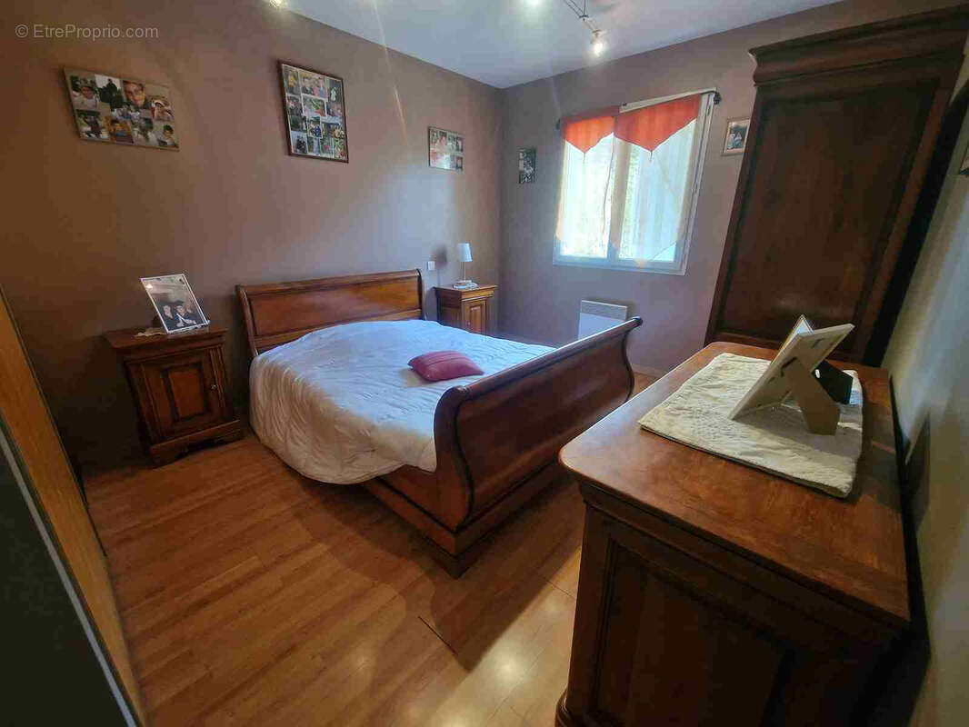 Maison à SAINT-CIERS-DE-CANESSE