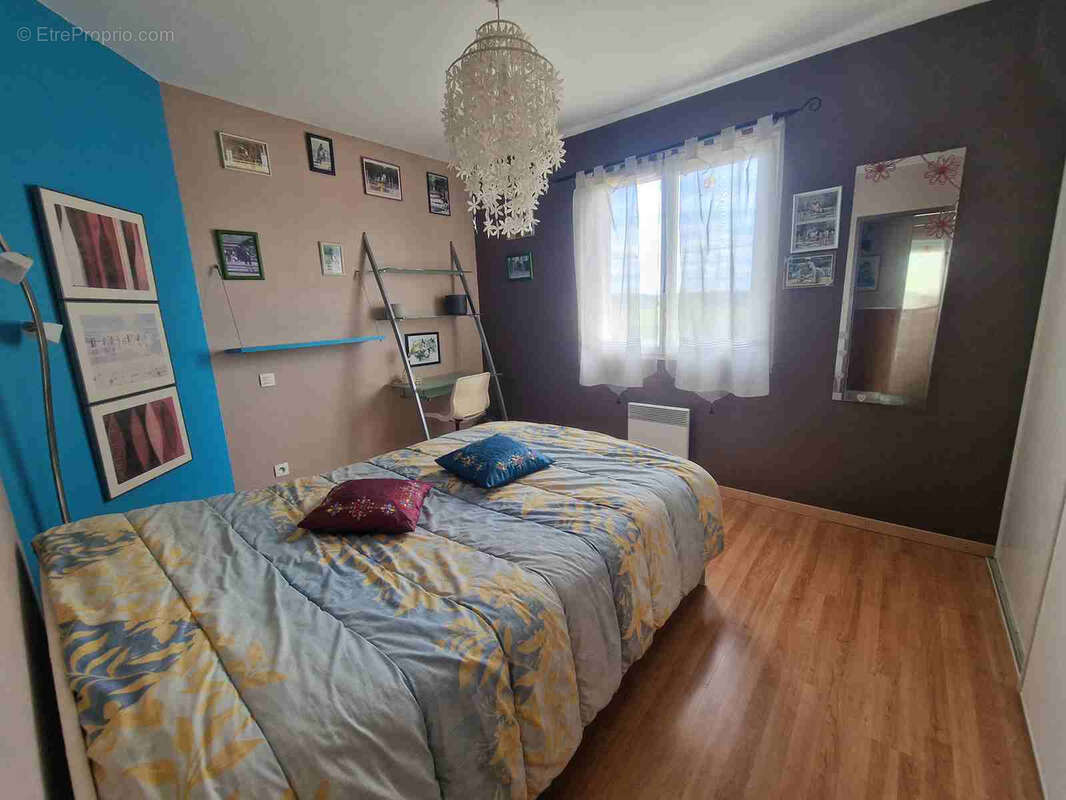 Maison à SAINT-CIERS-DE-CANESSE