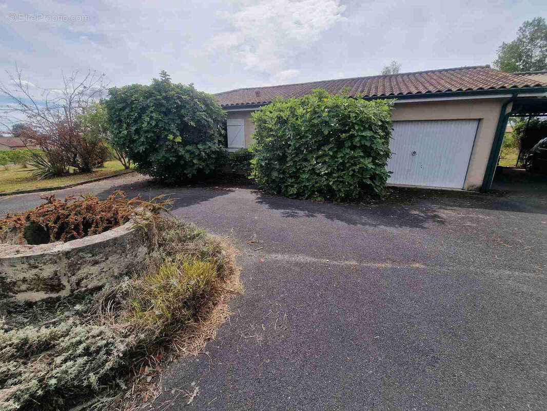 Maison à SAINT-CIERS-DE-CANESSE