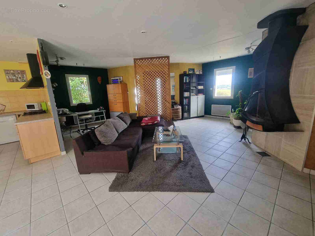 Maison à SAINT-CIERS-DE-CANESSE