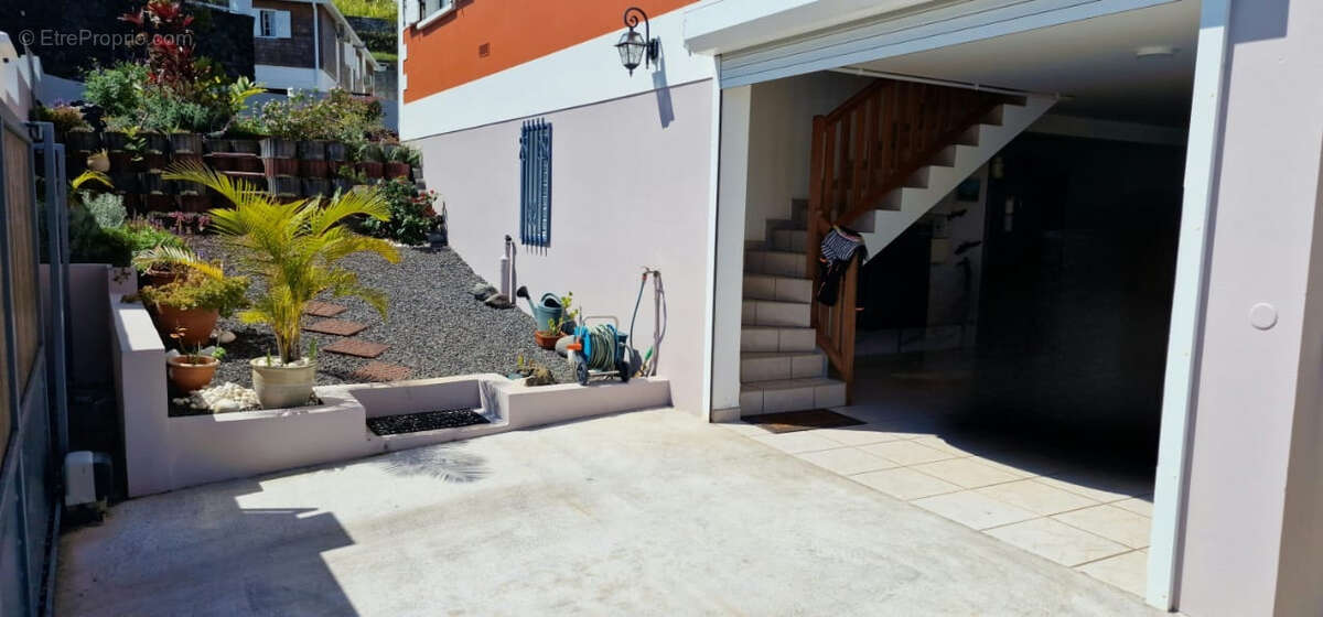 Maison à PETITE-ILE