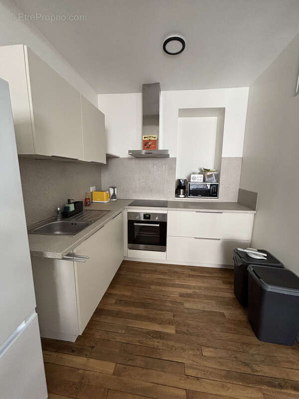 Maison à VIC-SUR-CERE