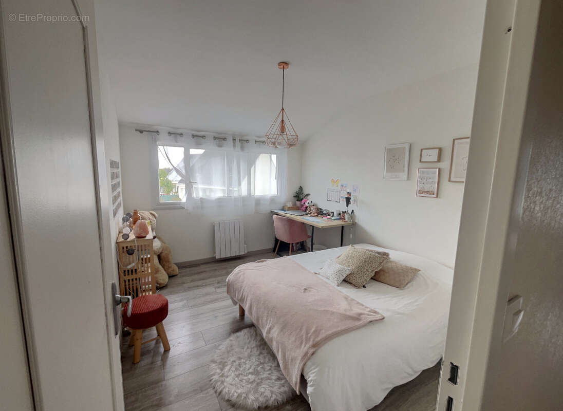 Maison à SAINT-BARTHELEMY-D&#039;ANJOU