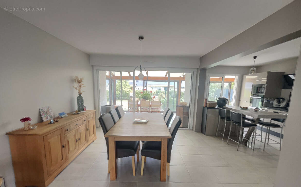 Maison à SAINT-BARTHELEMY-D&#039;ANJOU