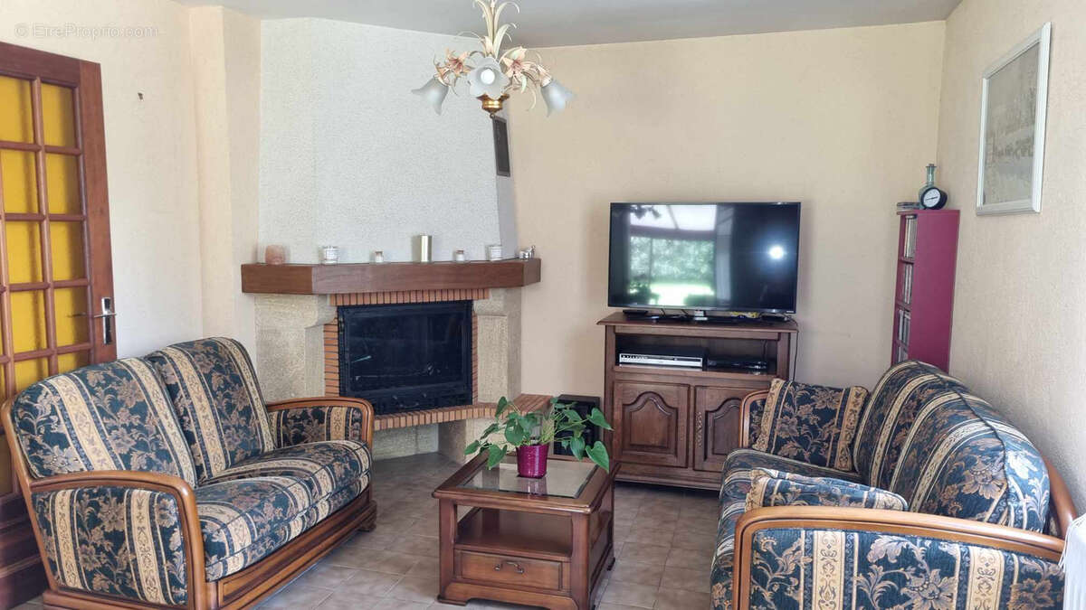 Maison à SAINT-CALAIS