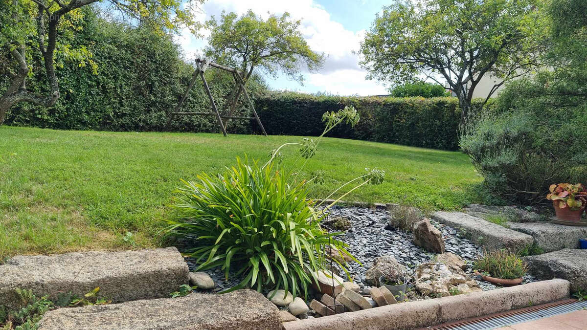 Maison à SAINT-CALAIS