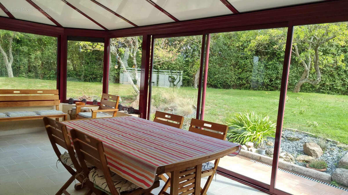 Maison à SAINT-CALAIS