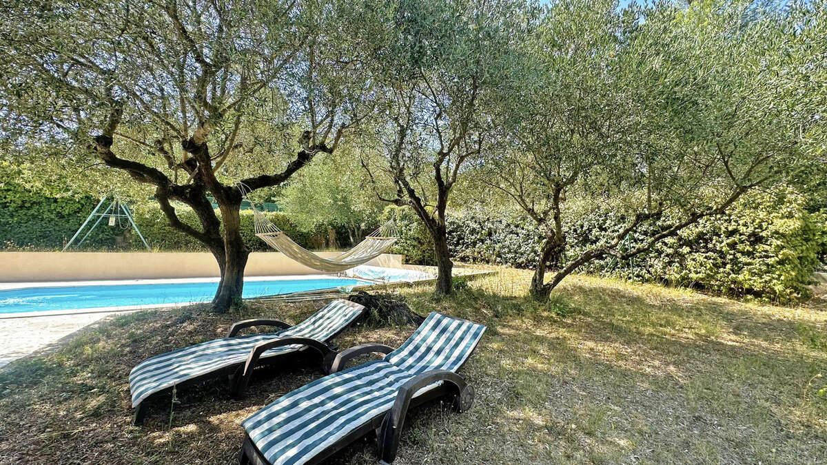 Maison à SOLLIES-TOUCAS