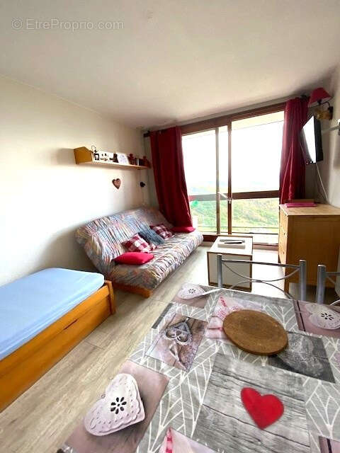 Appartement à LE CHATEL