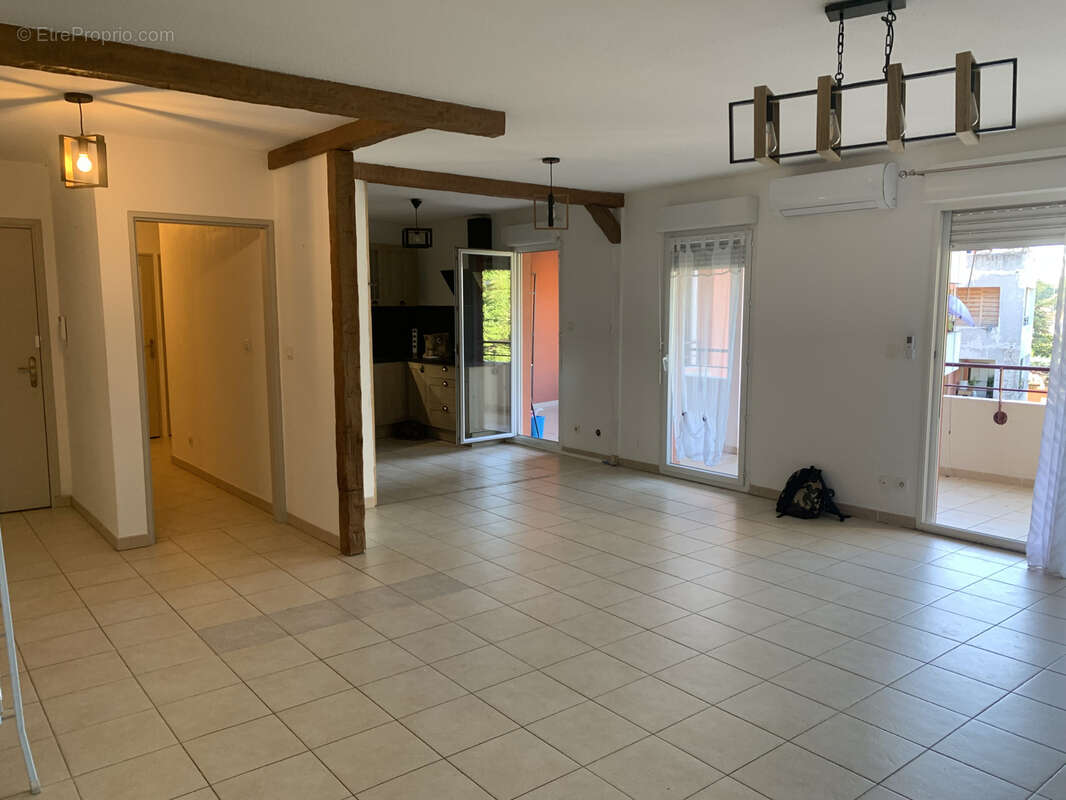 Appartement à LE PONTET