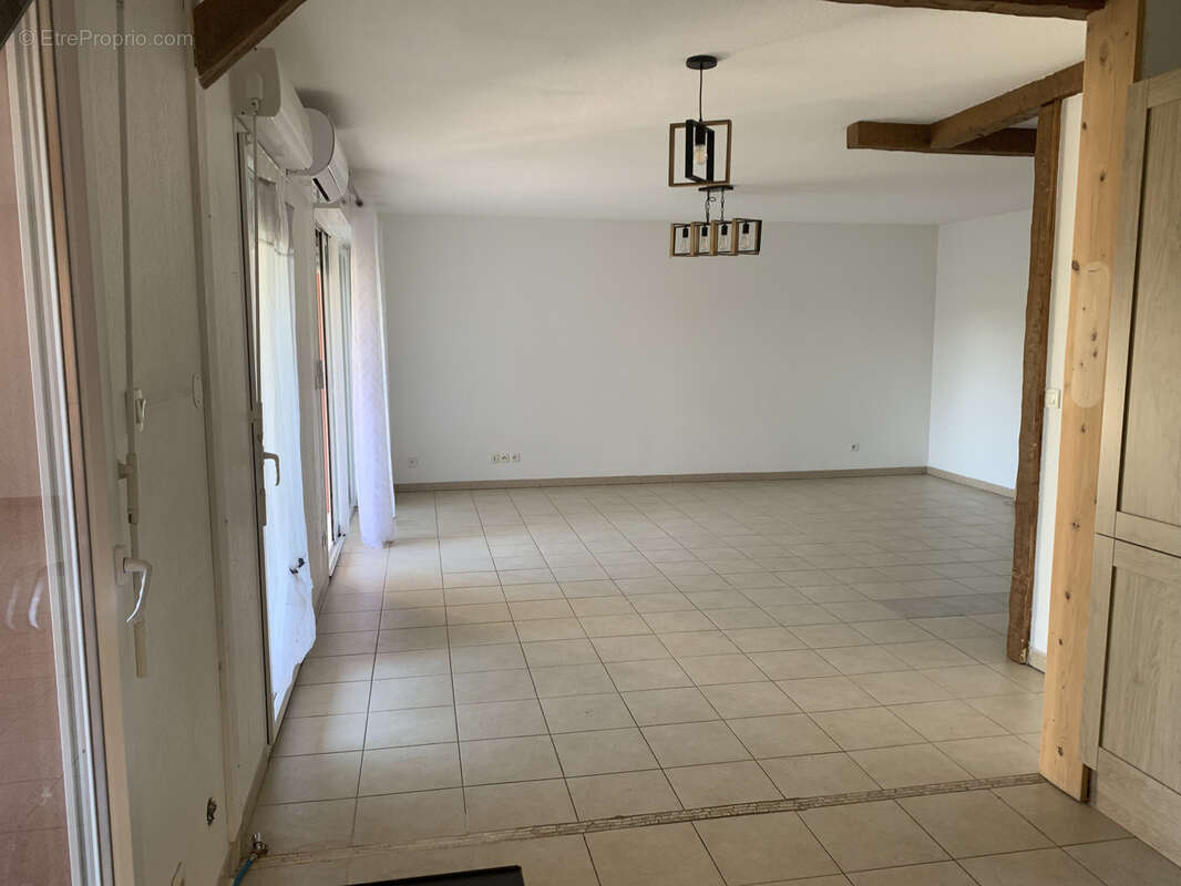 Appartement à LE PONTET