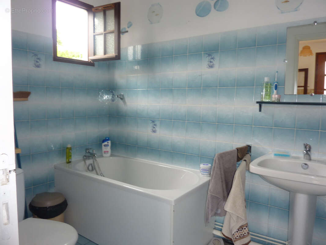 Maison à MONTMORILLON