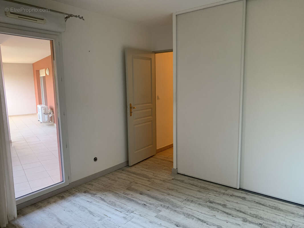 Appartement à LE PONTET