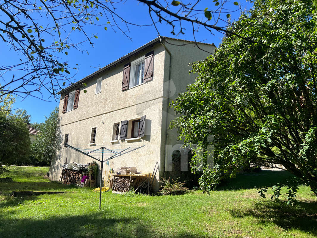 Maison à LEMBRAS