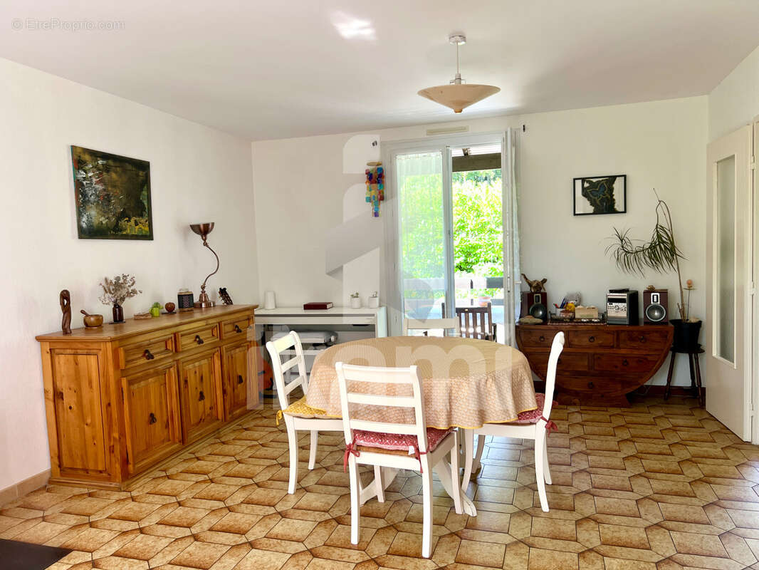 Maison à LEMBRAS