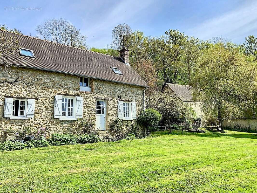 Maison à PACY-SUR-EURE