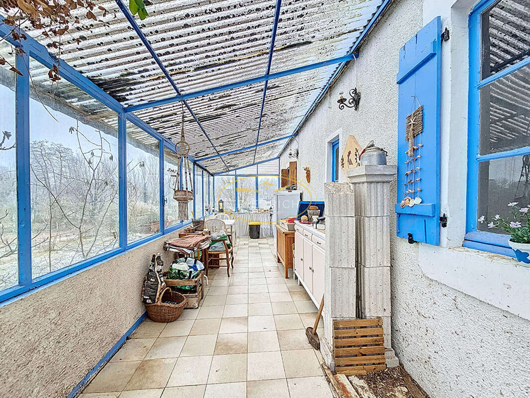 Maison à GONDRECOURT-LE-CHATEAU