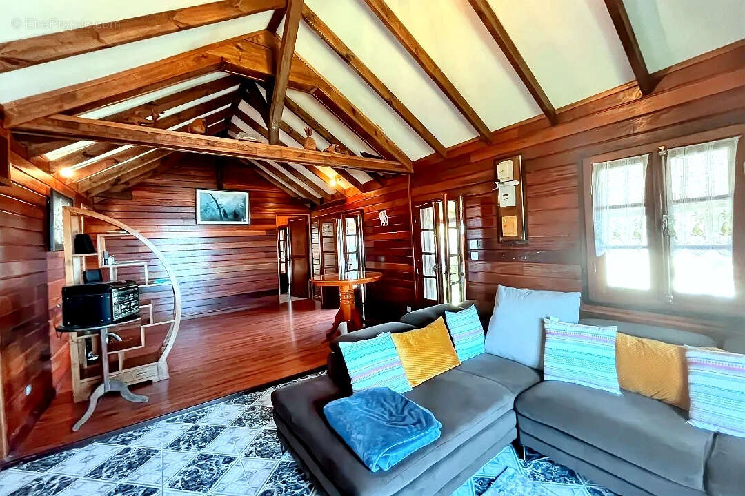 Maison à SAINT-PIERRE