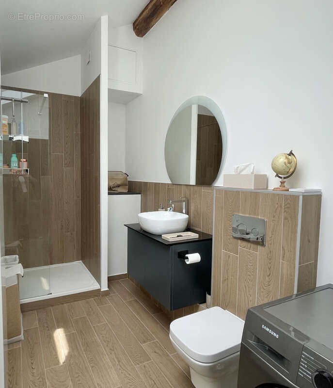 Appartement à CRAPONNE