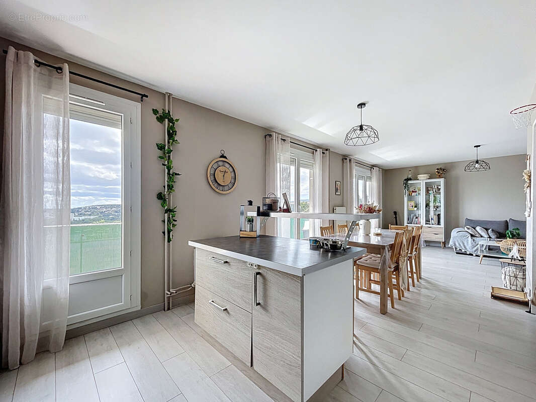 Appartement à TALANT