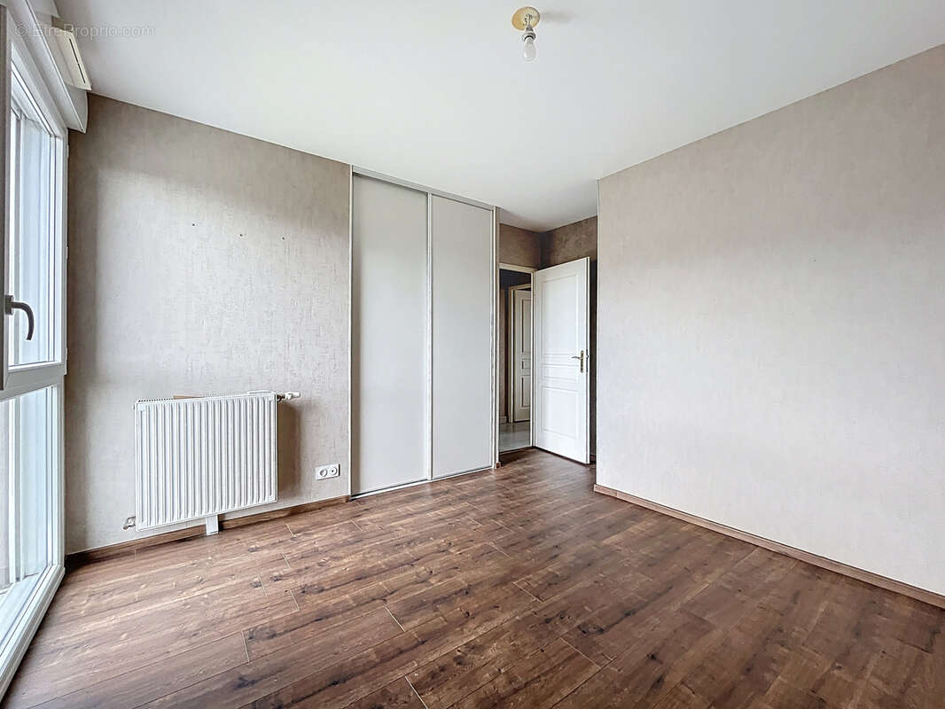 Appartement à CHEVIGNY-SAINT-SAUVEUR