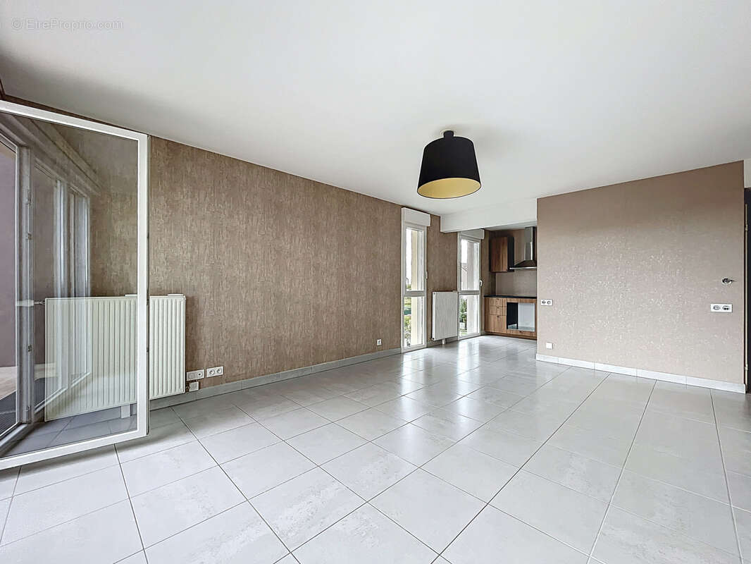 Appartement à CHEVIGNY-SAINT-SAUVEUR