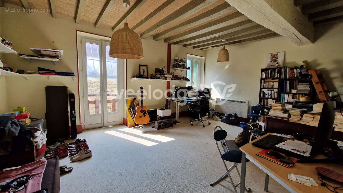 Maison à NEUVILLE-SUR-OISE