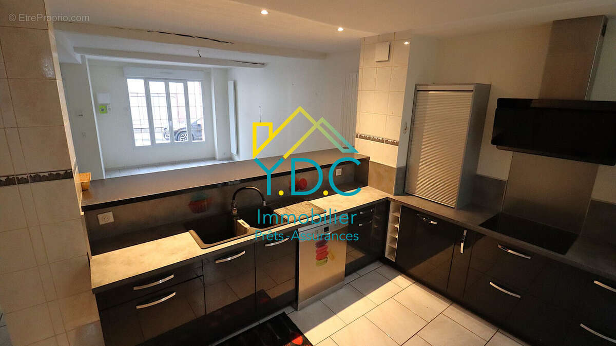 Maison à CANY-BARVILLE