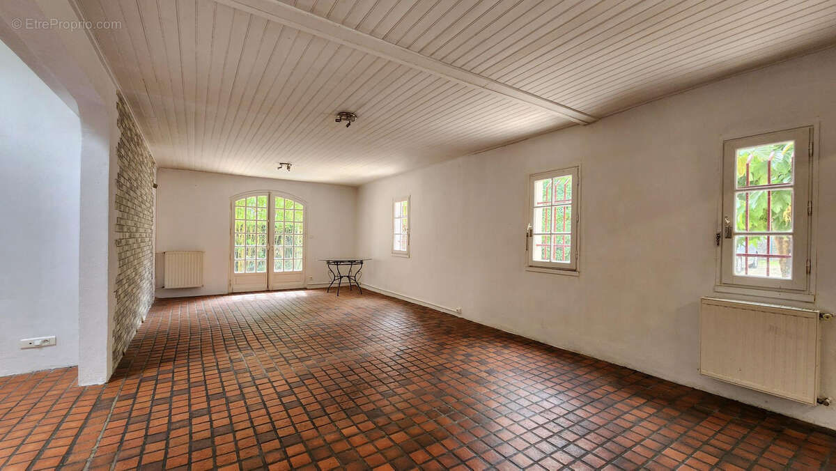 Maison à SAINT-ANDRE-DE-CUBZAC