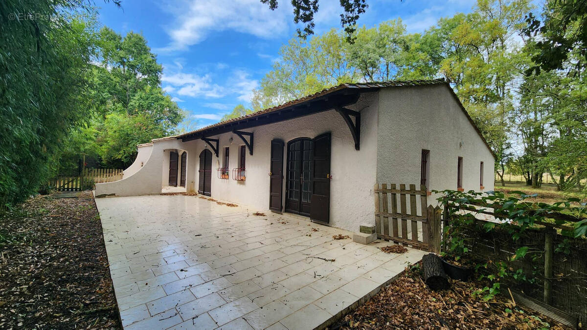 Maison à SAINT-ANDRE-DE-CUBZAC