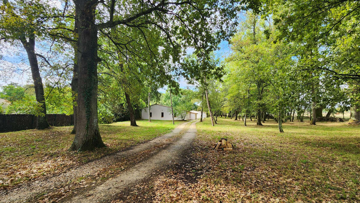 Maison à SAINT-ANDRE-DE-CUBZAC