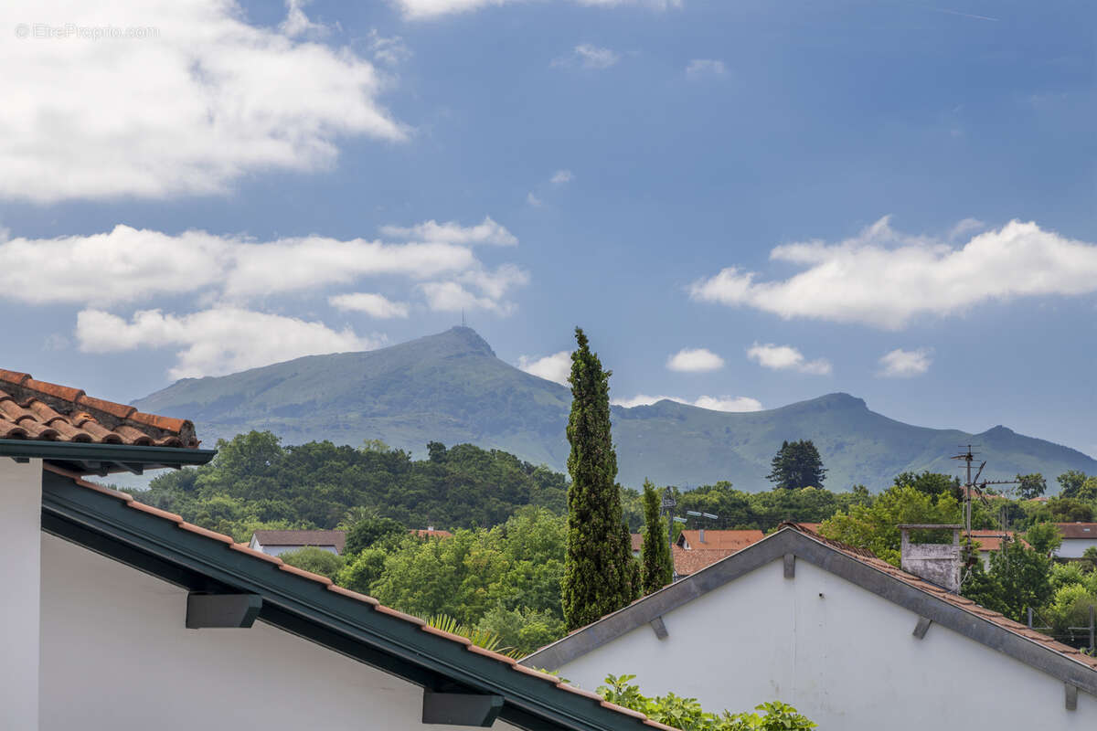 Appartement à CIBOURE