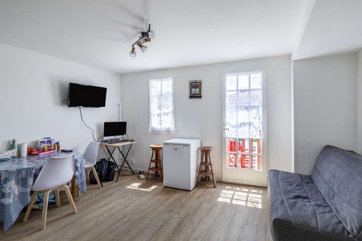 Appartement à CIBOURE