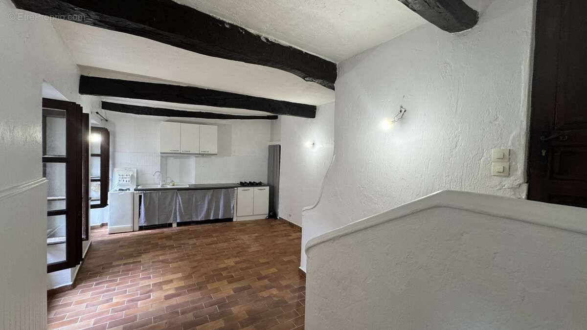 Appartement à LE BAR-SUR-LOUP