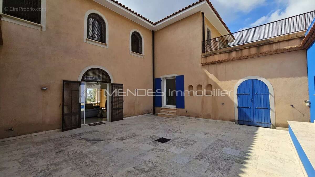 Maison à MENTON