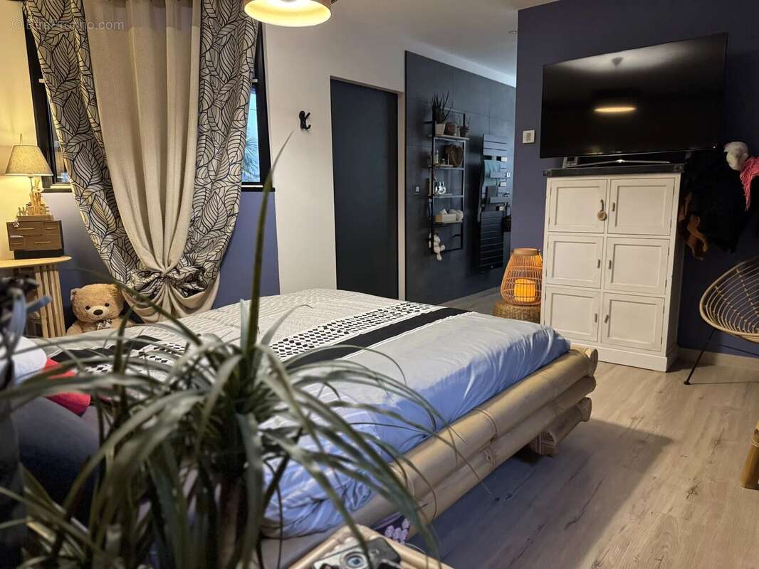 Maison à VILLEMANDEUR