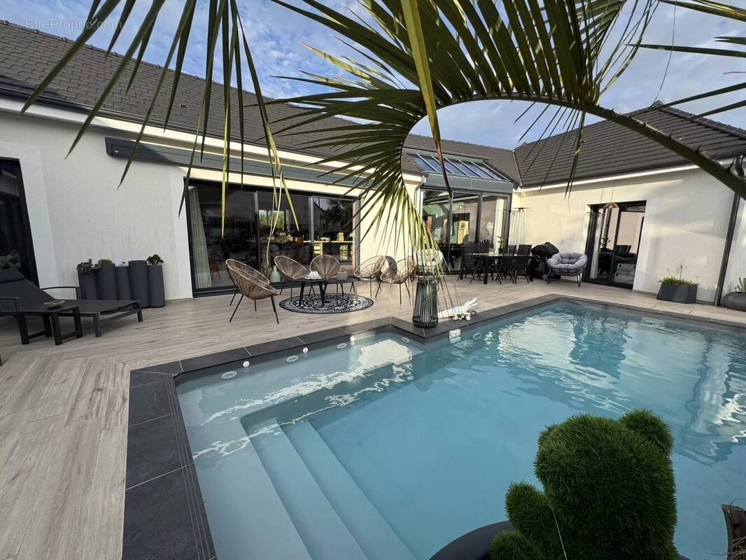 Maison à VILLEMANDEUR