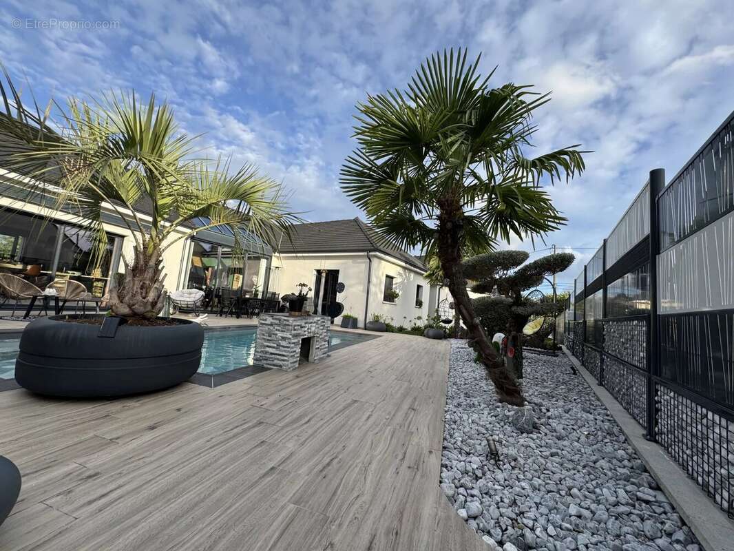 Maison à VILLEMANDEUR