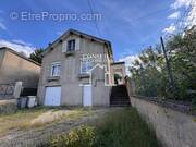 Maison à VILLENEUVE-SUR-YONNE