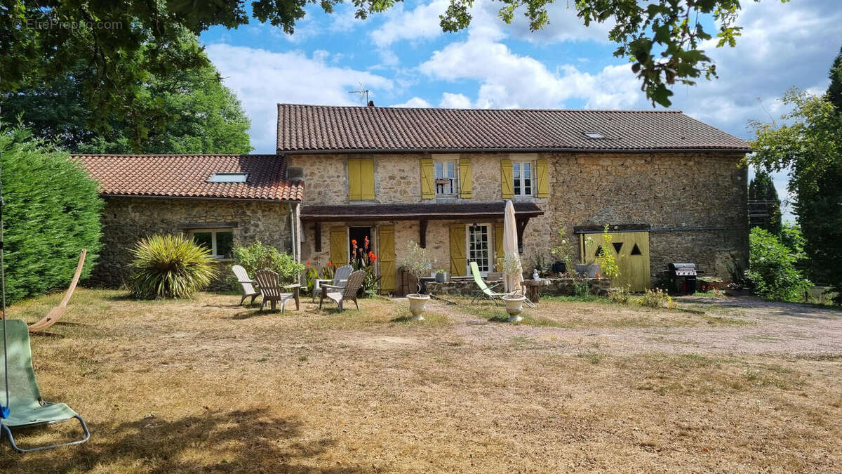 20250822_153141 - Maison à ABJAT-SUR-BANDIAT