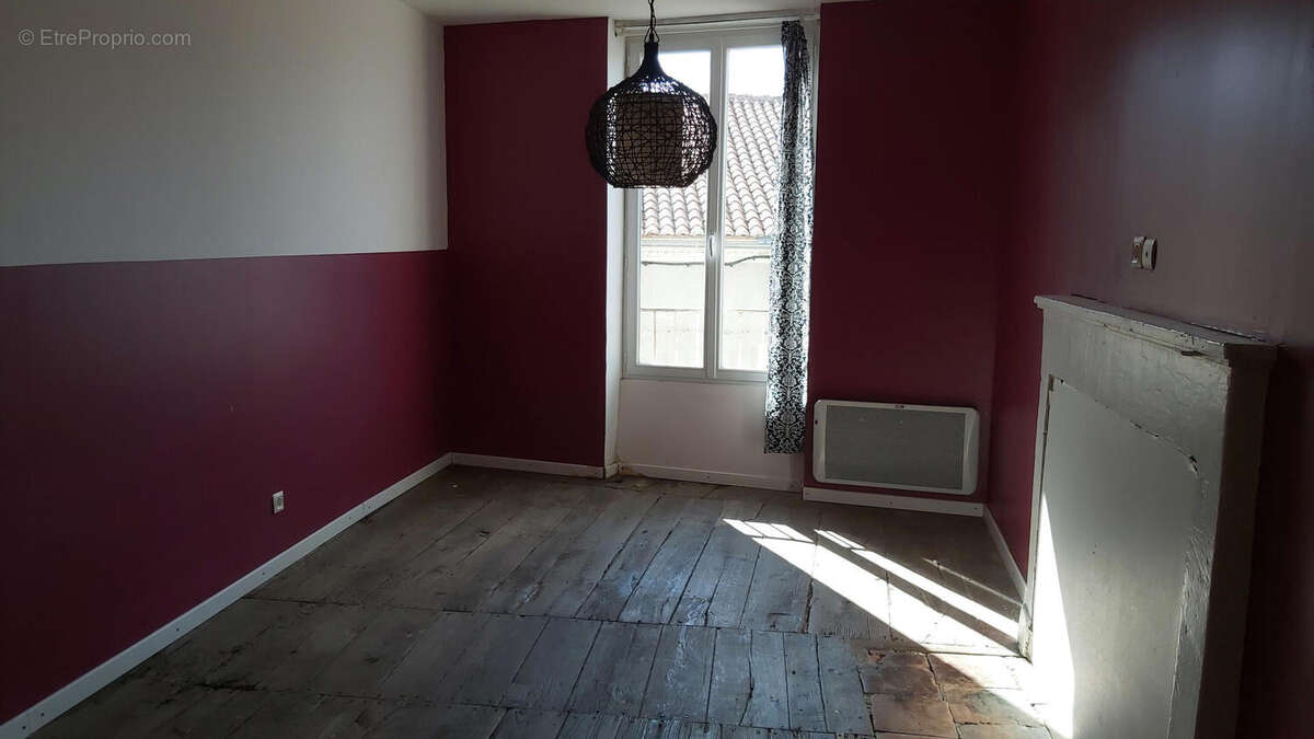 20250828_102521 - Commerce à NONTRON