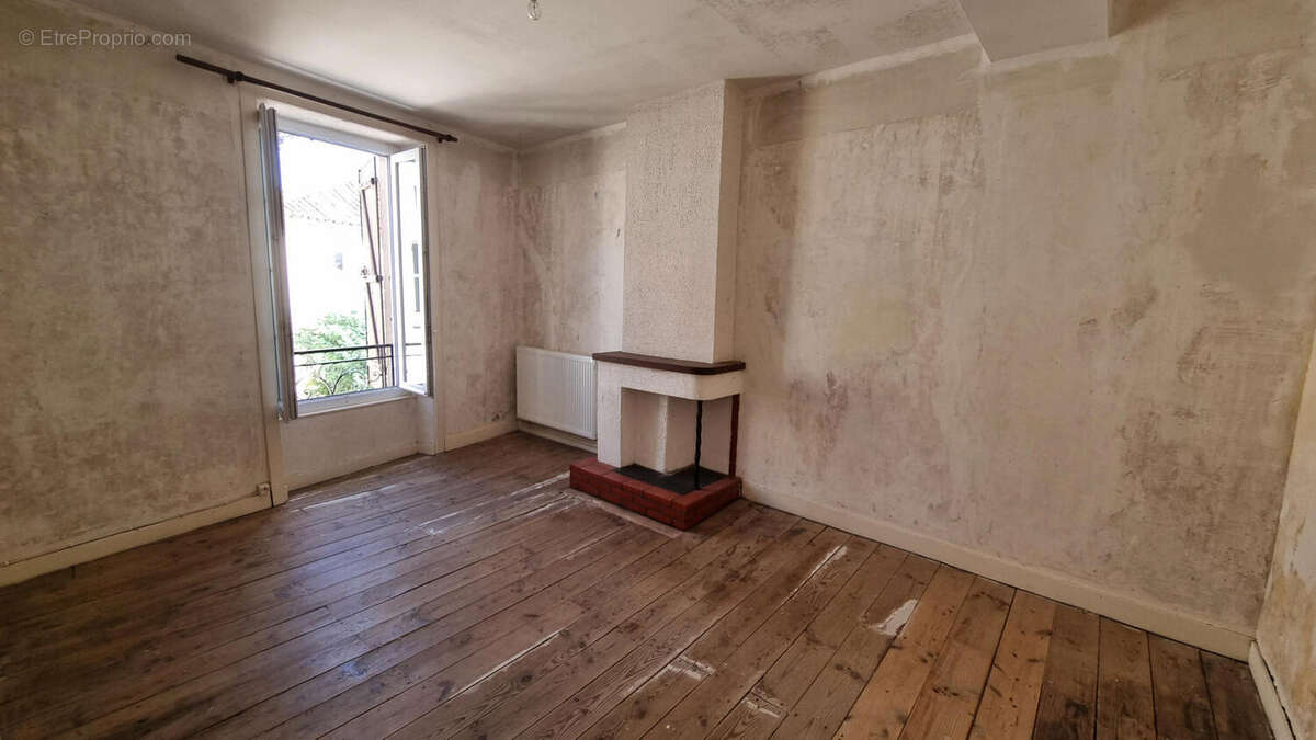 20250820_103429 - Maison à SAINT-SAUD-LACOUSSIERE