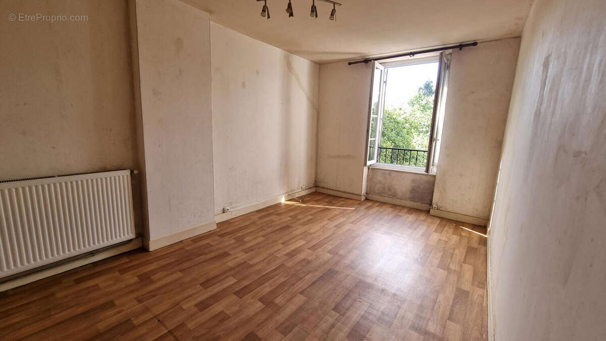 20250820_103633 - Maison à SAINT-SAUD-LACOUSSIERE