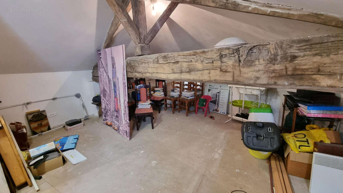 20250811_111439 - Maison à JAVERLHAC-ET-LA-CHAPELLE-SAINT-ROBERT